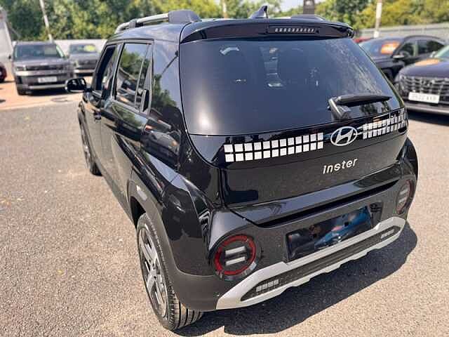 Hyundai INSTER INSTER 2 49 KWH Black