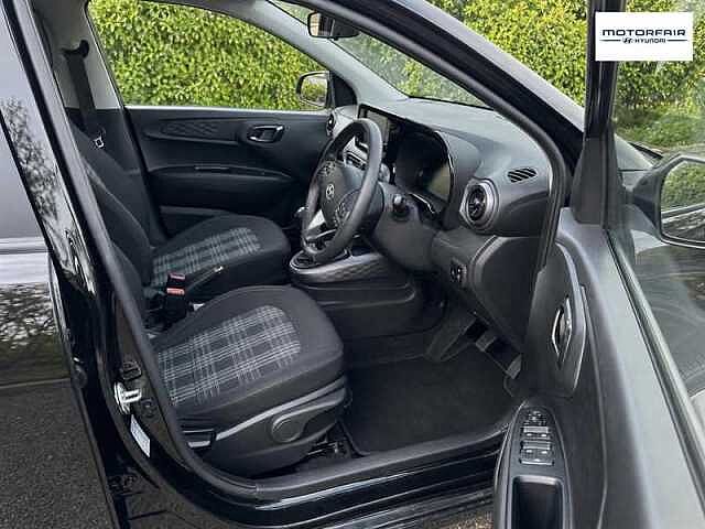 Hyundai i10 1.0 Premium Hatchback 5dr Petrol Manual Euro 6 (s/s) (67 ps)