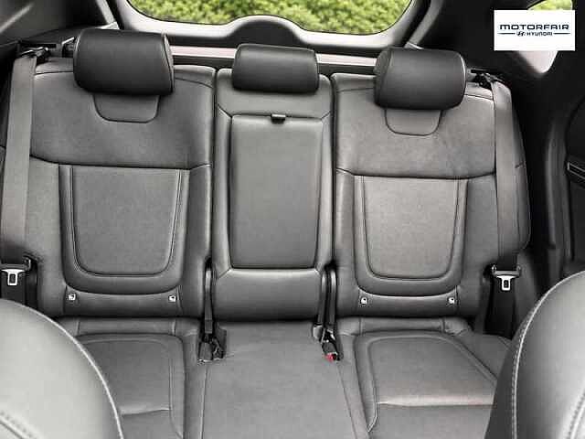Hyundai TUCSON 1.6 h T-GDi Ultimate SUV 5dr Petrol Hybrid Auto Euro 6 (s/s) (230 ps) White