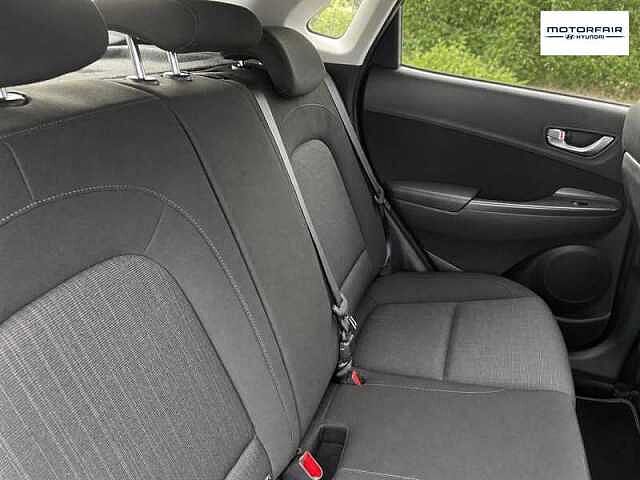 Hyundai KONA 1.6 h-GDi Premium SUV 5dr Petrol Hybrid DCT Euro 6 (s/s) (141 ps)