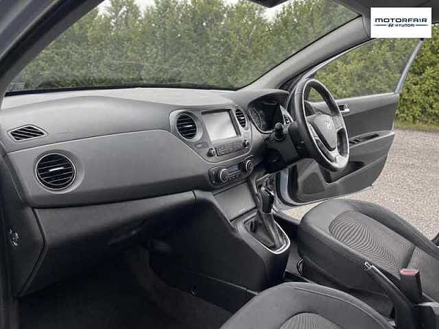Hyundai i10 1.2 Premium SE Hatchback 5dr Petrol Auto Euro 6 (87 ps)