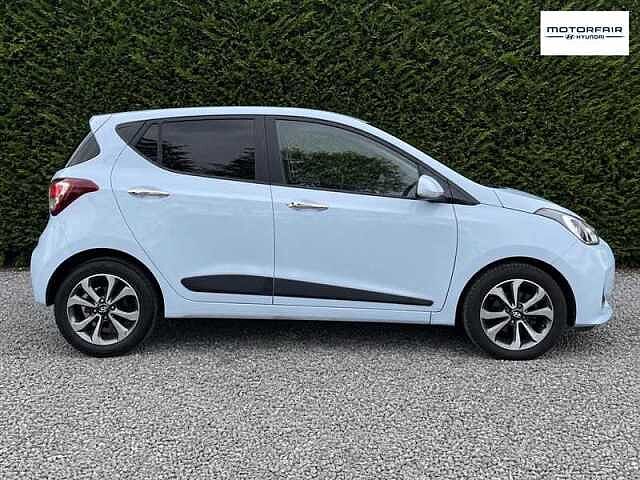 Hyundai i10 1.2 Premium SE Hatchback 5dr Petrol Auto Euro 6 (87 ps)