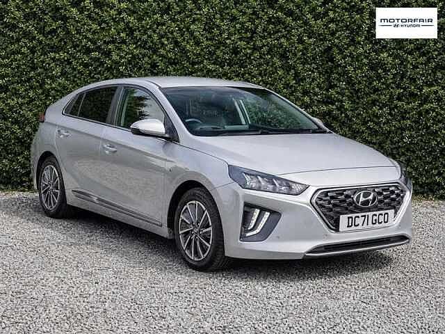 Hyundai IONIQ 1.6 h-GDi 8.9kWh Premium SE Hatchback 5dr Petrol Plug-in Hybrid DCT Euro 6 (s/s)