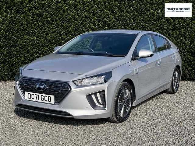 Hyundai IONIQ 1.6 h-GDi 8.9kWh Premium SE Hatchback 5dr Petrol Plug-in Hybrid DCT Euro 6 (s/s)