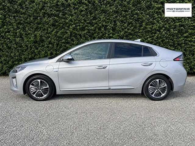 Hyundai IONIQ 1.6 h-GDi 8.9kWh Premium SE Hatchback 5dr Petrol Plug-in Hybrid DCT Euro 6 (s/s)