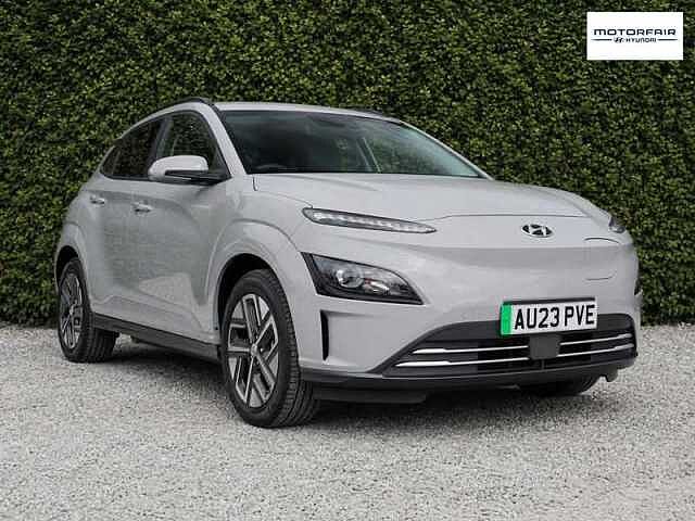 Hyundai KONA 39kWh SE Connect SUV 5dr Electric Auto (10.5kW Charger) (136 ps) Grey
