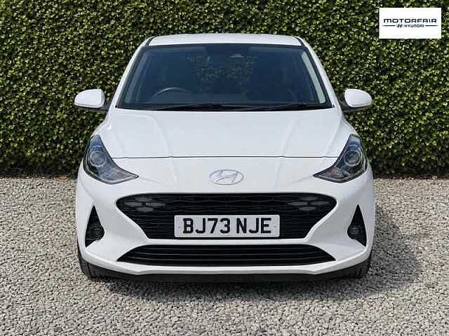 Hyundai I10 1.0 Premium Hatchback 5dr Petrol Manual Euro 6 (s/s) (67 ps) White