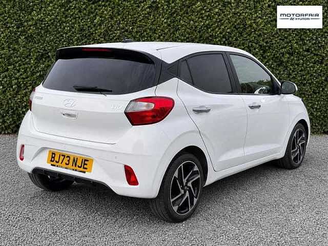 Hyundai I10 1.0 Premium Hatchback 5dr Petrol Manual Euro 6 (s/s) (67 ps) White
