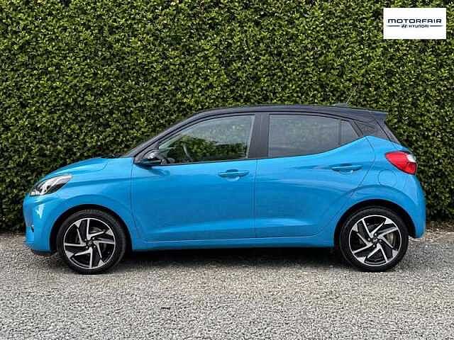 Hyundai I10 1.0 Premium Hatchback 5dr Petrol Manual Euro 6 (s/s) (67 ps) Blue