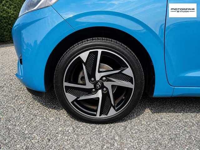 Hyundai I10 1.0 Premium Hatchback 5dr Petrol Manual Euro 6 (s/s) (67 ps) Blue