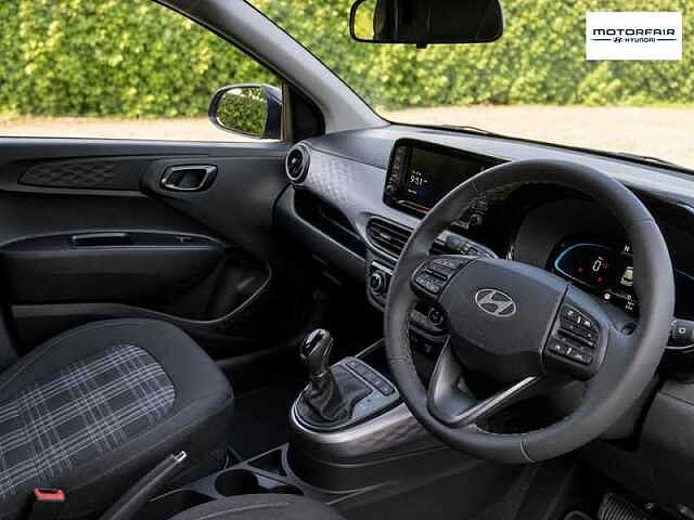 Hyundai I10 1.2 Premium Hatchback 5dr Petrol Auto Euro 6 (s/s) (79 ps) Grey