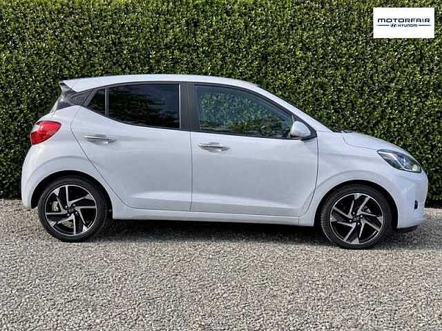Hyundai I10 1.2 Premium Hatchback 5dr Petrol Auto Euro 6 (s/s) (79 ps) Grey