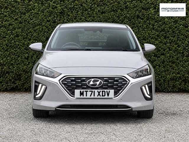 Hyundai IONIQ 1.6 h-GDi Premium SE Hatchback 5dr Petrol Hybrid DCT Euro 6 (s/s) (141 ps) Grey