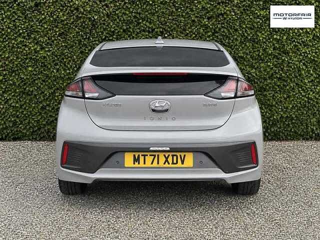 Hyundai IONIQ 1.6 h-GDi Premium SE Hatchback 5dr Petrol Hybrid DCT Euro 6 (s/s) (141 ps) Grey