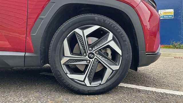 Hyundai TUCSON 1.6 h T-GDi 13.8kWh Ultimate SUV 5dr Petrol Plug-in Hybrid Auto 4WD Euro 6 (s/s) Red