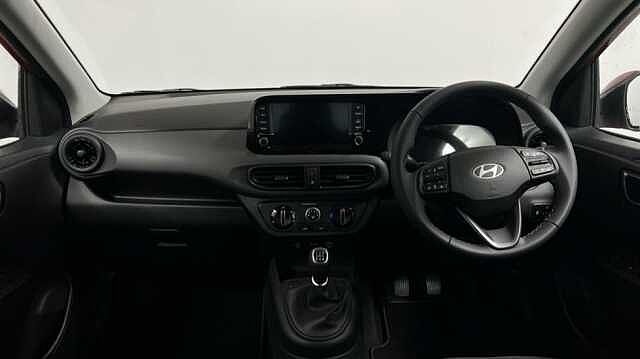 Hyundai I10 1.0 Advance Hatchback 5dr Petrol Auto Euro 6 (s/s) (63 ps) DRAGON RED