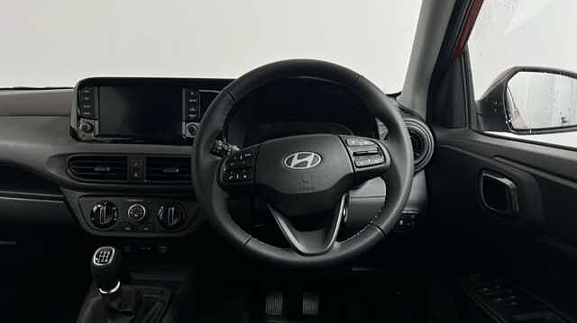 Hyundai I10 1.0 Advance Hatchback 5dr Petrol Auto Euro 6 (s/s) (63 ps) DRAGON RED