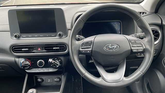 Hyundai KONA 1.0 T-GDi MHEV SE Connect SUV 5dr Petrol Hybrid Manual Euro 6 (s/s) (120 ps) Red
