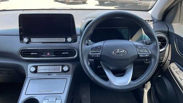 Hyundai KONA 64kWh Ultimate SUV 5dr Electric Auto (10.5kW Charger) (204 ps)