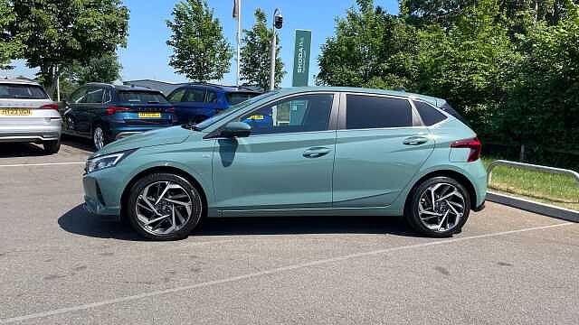 Hyundai I20 1.0 T-GDi MHEV Premium Hatchback 5dr Petrol Hybrid Manual Euro 6 (s/s) (100 ps) Green