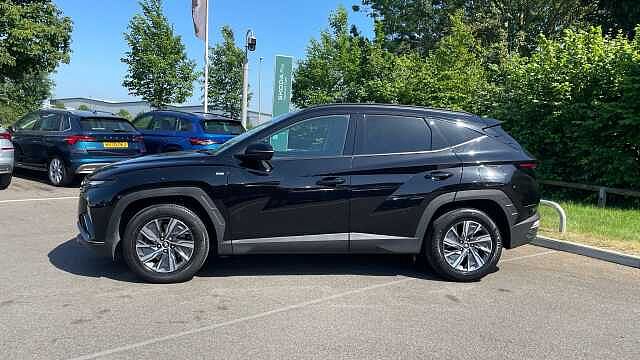 Hyundai TUCSON 1.6 T-GDi MHEV SE Connect SUV 5dr Petrol Hybrid DCT Euro 6 (s/s) (150 ps) Black