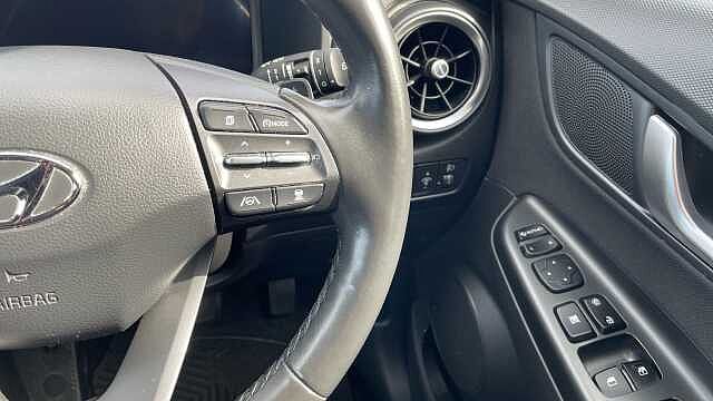 Hyundai KONA 1.6 h-GDi Premium SUV 5dr Petrol Hybrid DCT Euro 6 (s/s) (141 ps)