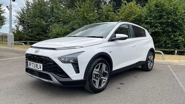 Hyundai BAYON 1.0 T-GDi MHEV Premium SUV 5dr Petrol Hybrid DCT Euro 6 (s/s) (120 ps) White