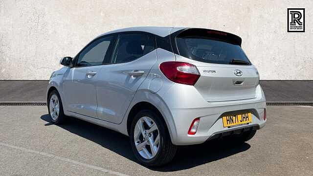 Hyundai i10 1.0 SE Connect Hatchback 5dr Petrol Manual Euro 6 (s/s) (67 ps)
