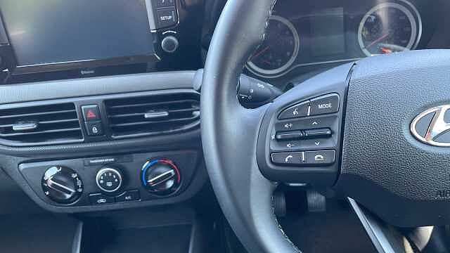 Hyundai i10 1.0 SE Connect Hatchback 5dr Petrol Manual Euro 6 (s/s) (67 ps)
