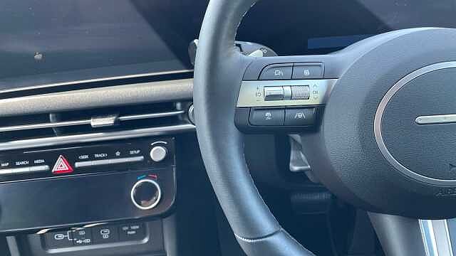 Hyundai TUCSON 1.6 T-GDi Premium SUV 5dr Petrol Hybrid Auto Euro 6 (s/s) (215 ps)