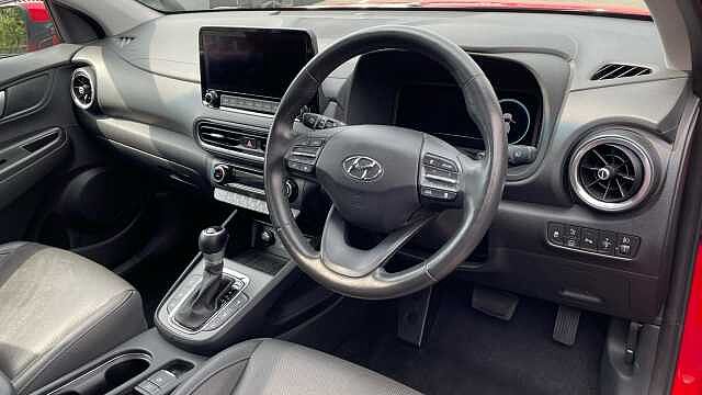 Hyundai KONA 1.6 h-GDi Ultimate SUV 5dr Petrol Hybrid DCT Euro 6 (s/s) (141 ps)