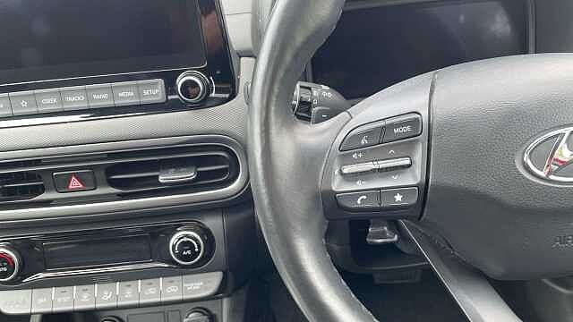 Hyundai KONA 1.6 h-GDi Ultimate SUV 5dr Petrol Hybrid DCT Euro 6 (s/s) (141 ps)