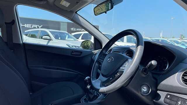 Hyundai i10 1.2 SE Hatchback 5dr Petrol Manual Euro 6 (87 ps)