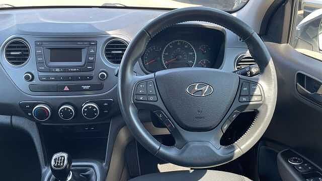 Hyundai i10 1.2 SE Hatchback 5dr Petrol Manual Euro 6 (87 ps)