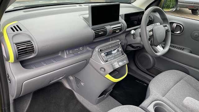 Hyundai INSTER Long Range 49kWh Cross SUV 5dr Electric Auto (115 ps)