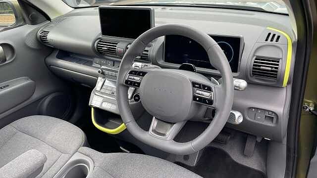 Hyundai INSTER Long Range 49kWh Cross SUV 5dr Electric Auto (115 ps)