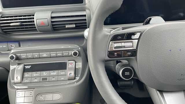 Hyundai INSTER Long Range 49kWh Cross SUV 5dr Electric Auto (115 ps)