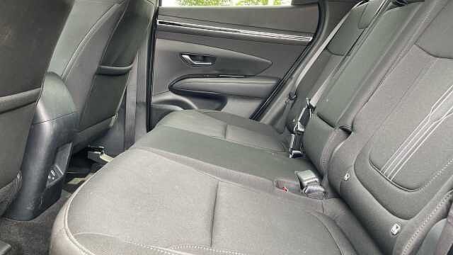 Hyundai TUCSON 1.6 h T-GDi Premium SUV 5dr Petrol Hybrid Auto Euro 6 (s/s) (230 ps) Shimmering Slvr