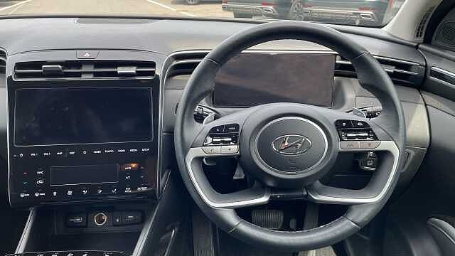 Hyundai TUCSON 1.6 h T-GDi Premium SUV 5dr Petrol Hybrid Auto Euro 6 (s/s) (230 ps) Shimmering Slvr