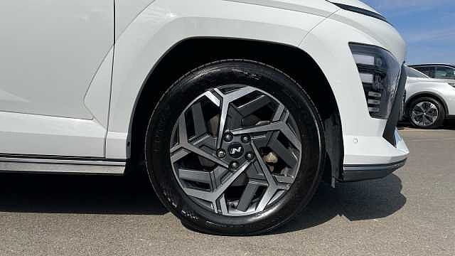 Hyundai KONA 1.6 h-GDi N Line S SUV 5dr Petrol Hybrid DCT Euro 6 (s/s) (141 ps) Atlas White