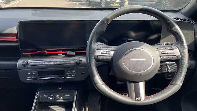 Hyundai KONA 1.6 h-GDi N Line S SUV 5dr Petrol Hybrid DCT Euro 6 (s/s) (141 ps) Atlas White