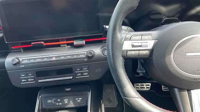 Hyundai KONA 1.6 h-GDi N Line S SUV 5dr Petrol Hybrid DCT Euro 6 (s/s) (141 ps) Atlas White