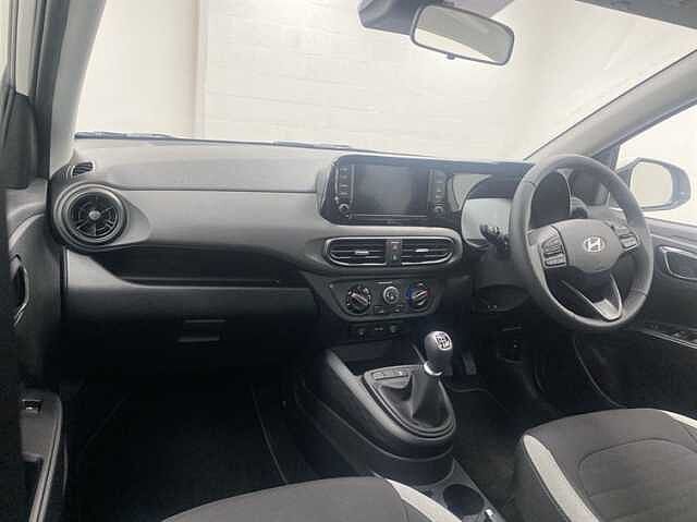 Hyundai I10 1.0 [63] Advance 5dr [Nav] WHITE