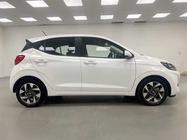 Hyundai I10 1.0 [63] Advance 5dr [Nav] WHITE