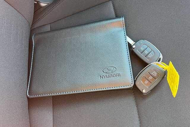 Hyundai BAYON 1.0 T Gdi Premium Suv 5dr Petrol Dct Euro 6 (s/s) (100 Ps) Aurora Grey