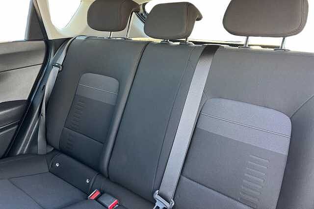 Hyundai BAYON 1.0 T Gdi Premium Suv 5dr Petrol Dct Euro 6 (s/s) (100 Ps) Aurora Grey