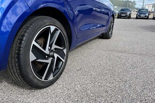 Hyundai I10 1.0 Premium Hatchback 5dr Petrol Manual Euro 6 (s/s) (67 Ps) Intense Blue