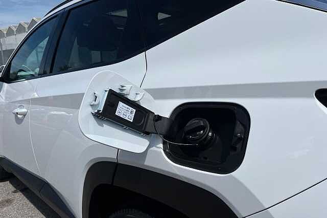 Hyundai TUCSON 1.6 H T Gdi Ultimate Suv 5dr Petrol Hybrid Auto Euro 6 (s/s) (230 Ps) Atlas White