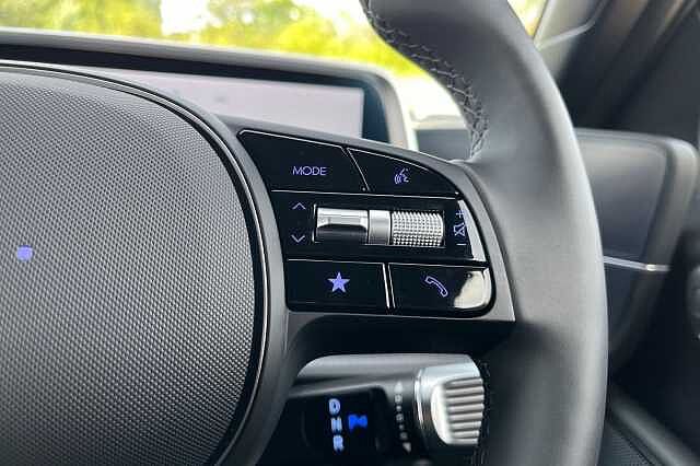 Hyundai Ioniq 6 77.4kwh Ultimate Saloon 4dr Electric Auto (228 Ps)