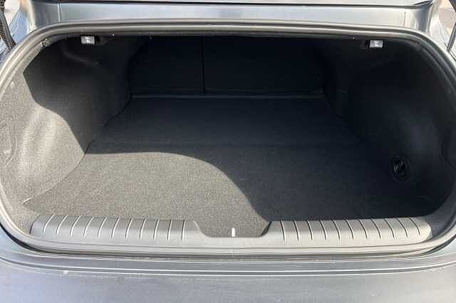 Hyundai Ioniq 6 77.4kwh Ultimate Saloon 4dr Electric Auto (228 Ps)